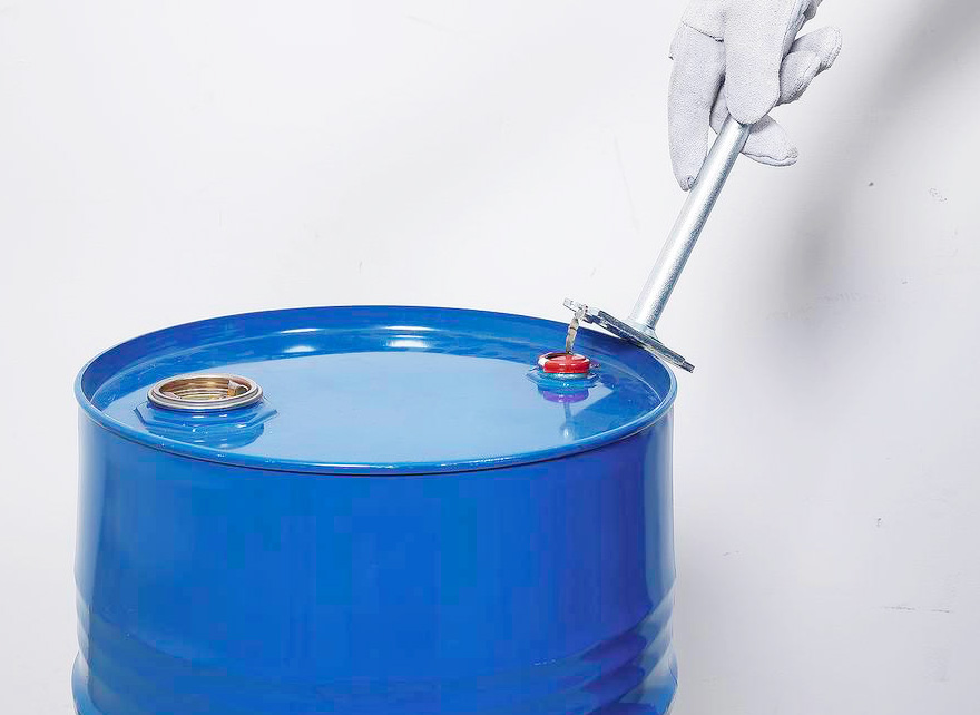 Cách mở phuy sắt 200 lít B4 Cách mở phuy sắt 200 lít