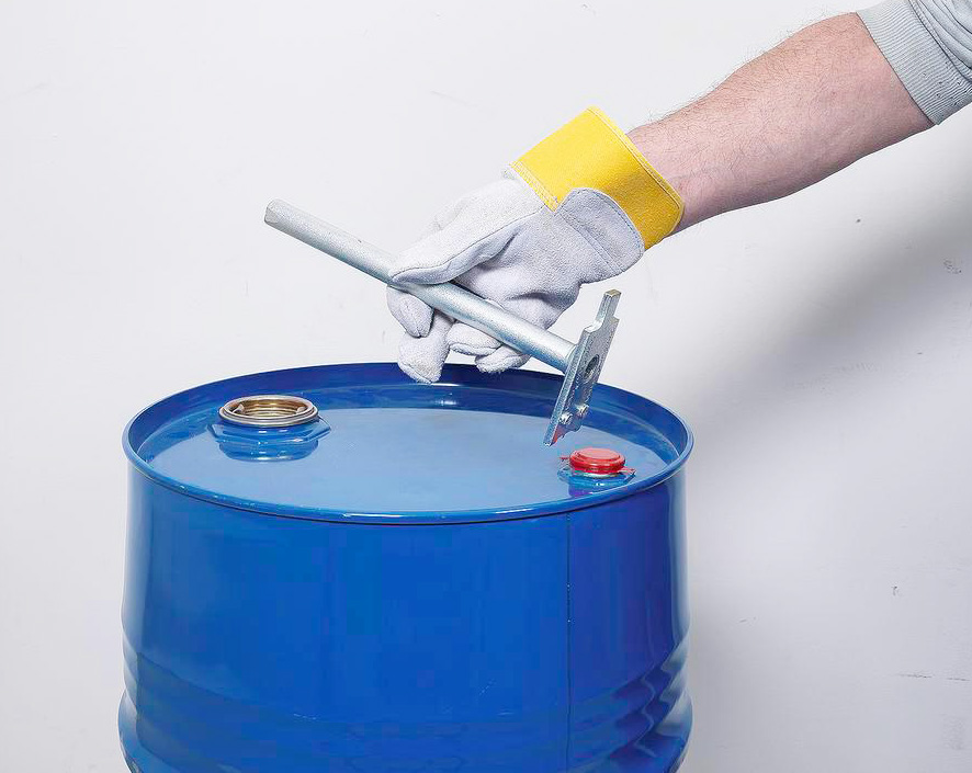 Cách mở phuy sắt 200 lít B1 Cách mở phuy sắt 200 lít