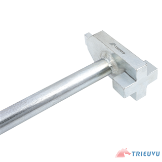 Mở nắp thùng phuy nhựa